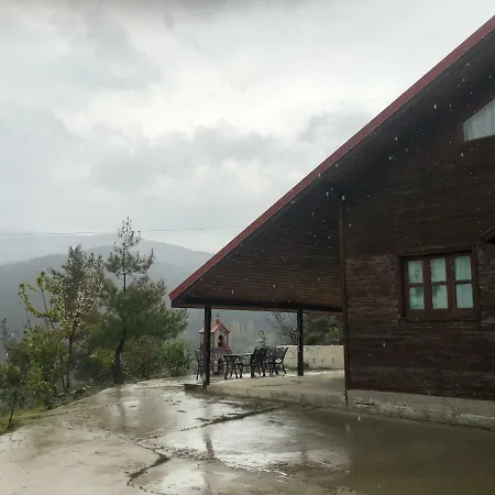 度假居 Cosy Wooden House *